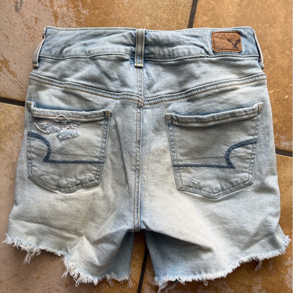 ✨2/$25✨ American Eagle Outfitters Distressed Bermuda‎ Button Fly Jean Shorts - Picture 2 of 3